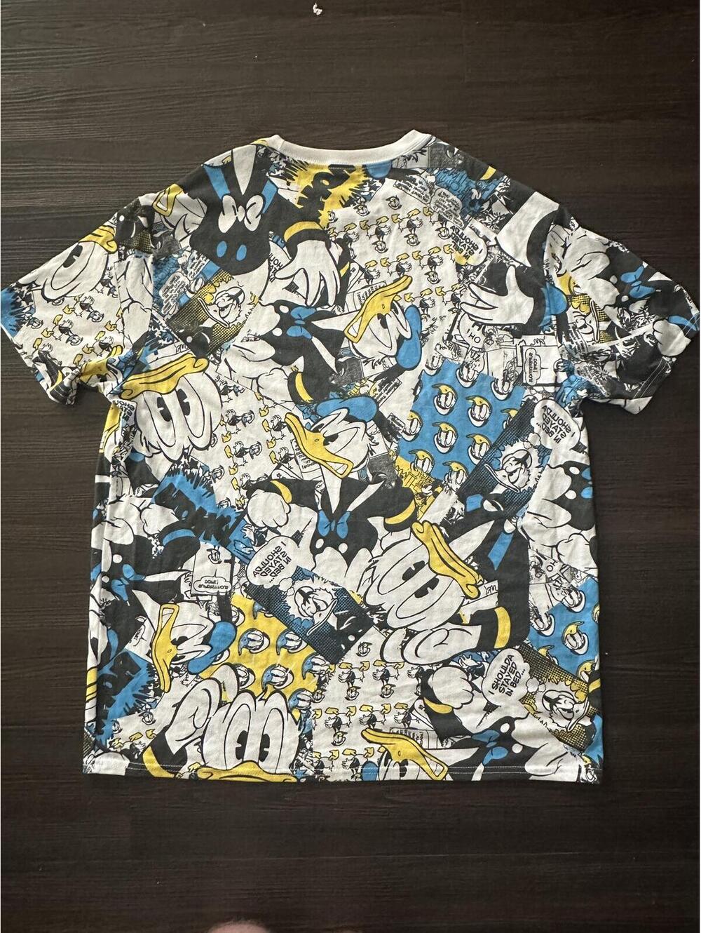 New Disney World Donald Duck All Over Print Unisex Adult T-Shirt Size L